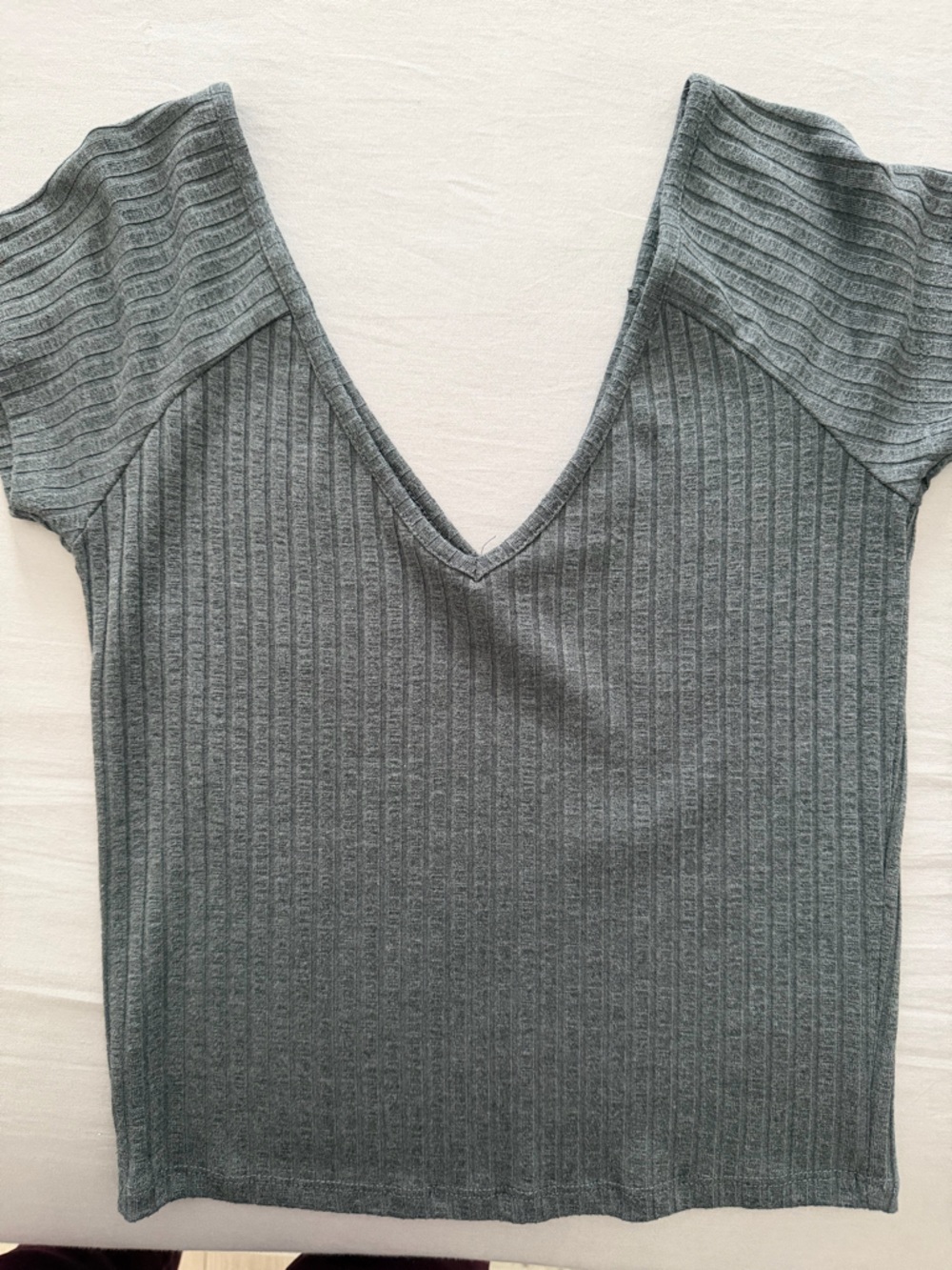 Ribbed Sleeveless Knit Top in Heather Gray